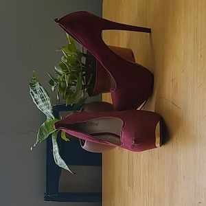 Red six inch heels size 9 JustFab